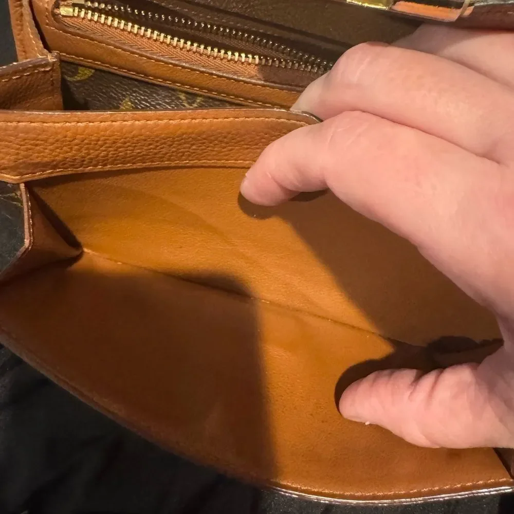 Louis Vuitton Brown Monogram Elysee Wallet - Picture 5 of 11